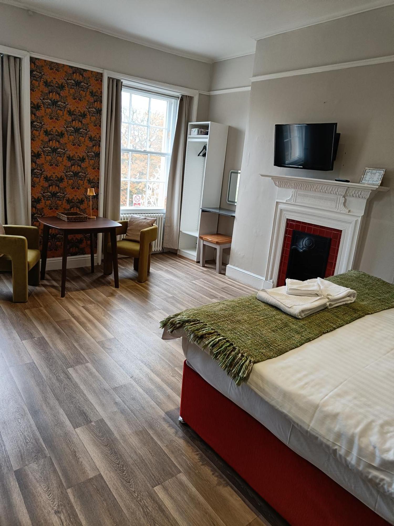 Rooms On The Prom Cheltenham Esterno foto
